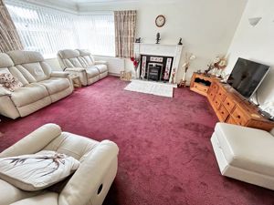 Lounge- click for photo gallery